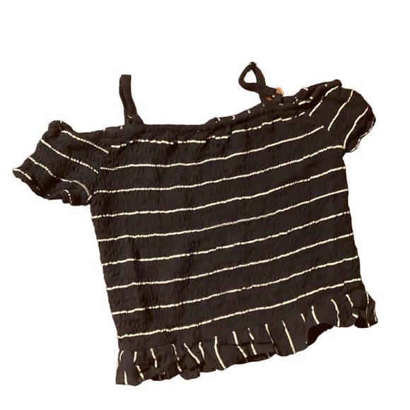 Girls size Juniors 9 fashion shirts-Hollister&more - Picture 3 of 3